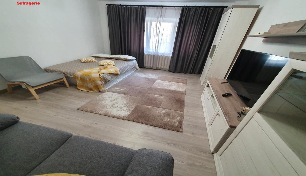 Mia Central Apart, 3 Rooms, 2 Baths, Afi Mall Brașov Exterior foto